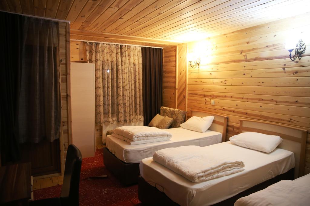 Yedigoller Hotel & Restaurant Uzungol Exterior photo